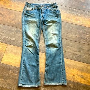 Maurices jeans